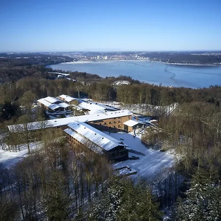 Munkebjerg Отель 4*