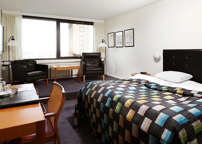 Hotell Munkebjerg 4*